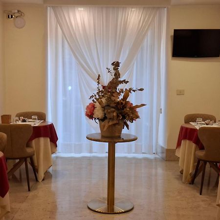Hotel Principe Eugenio Rome Buitenkant foto