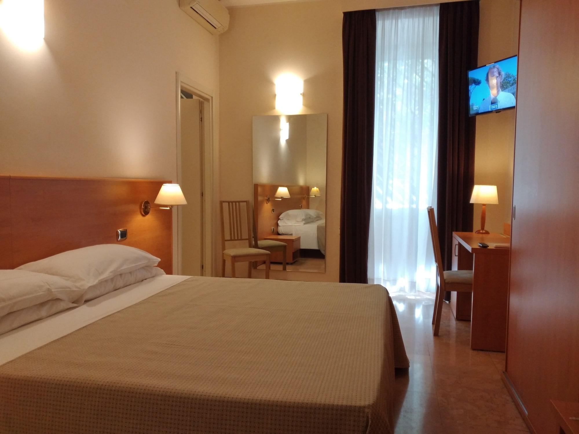 Hotel Principe Eugenio Rome Buitenkant foto