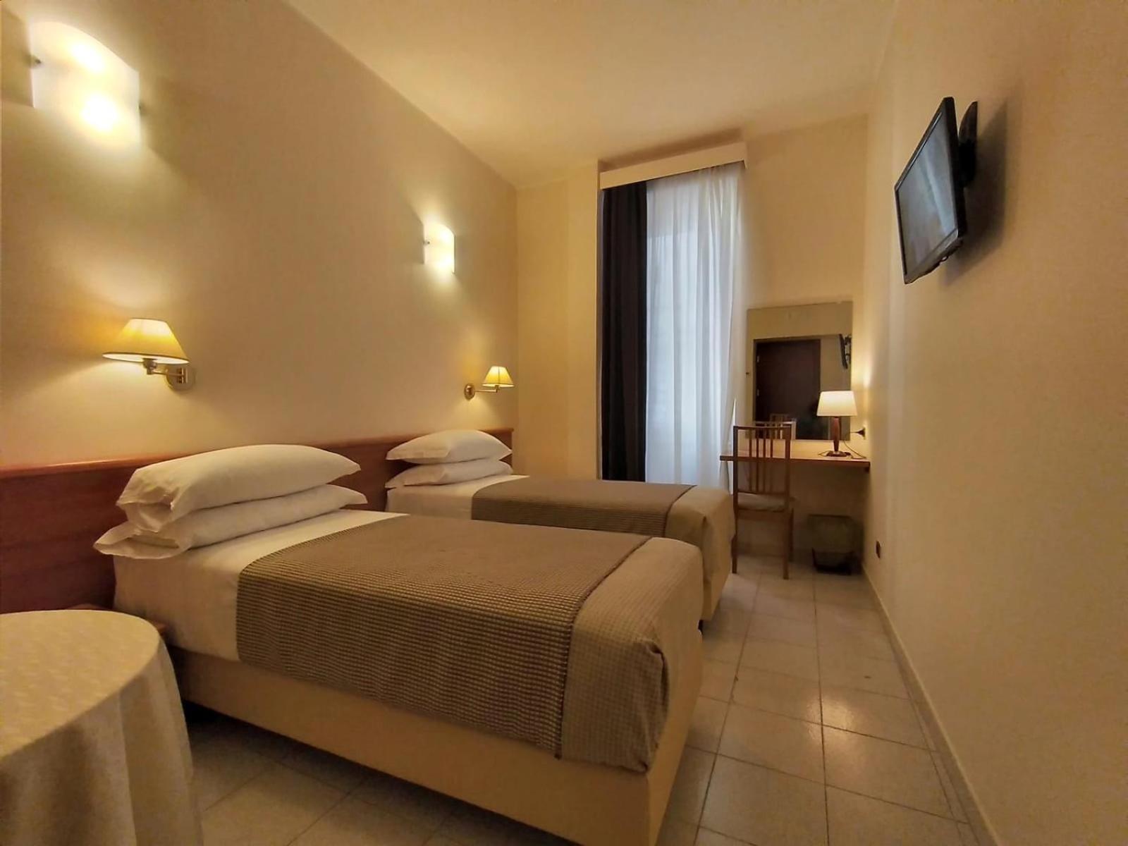 Hotel Principe Eugenio Rome Buitenkant foto