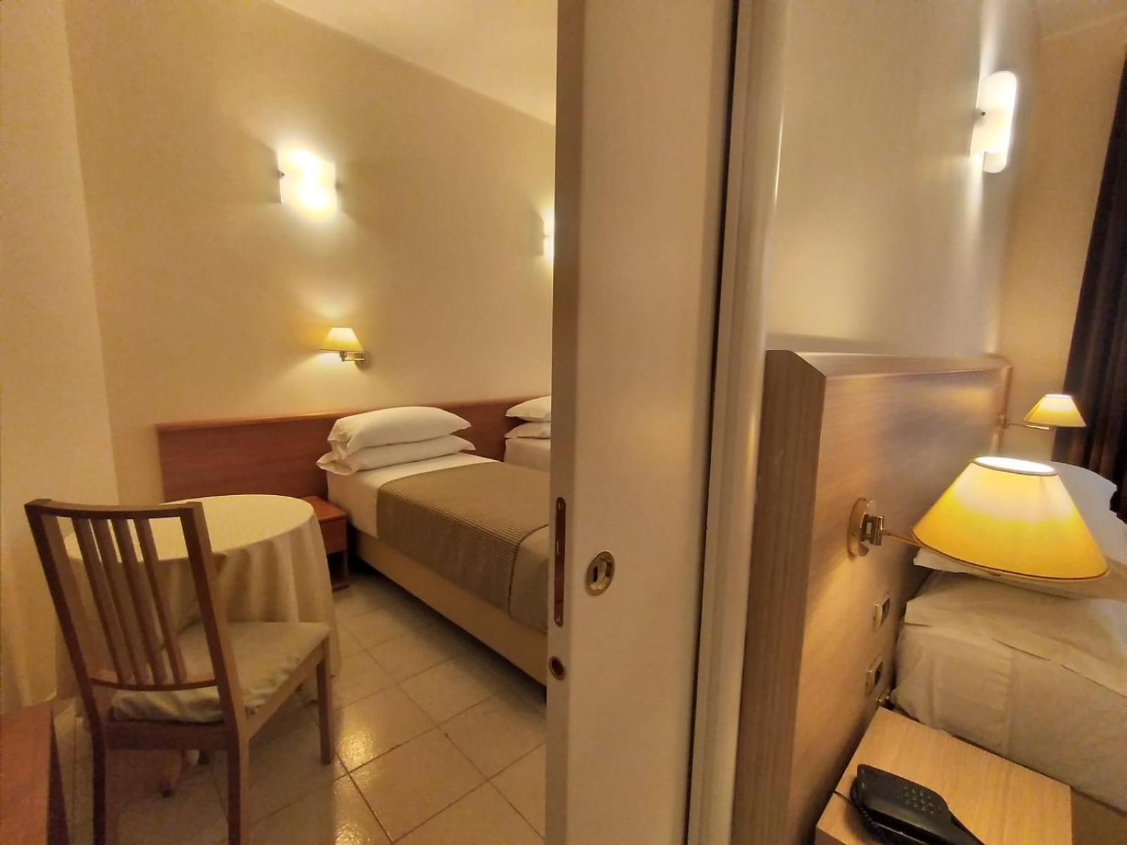 Hotel Principe Eugenio Rome Buitenkant foto