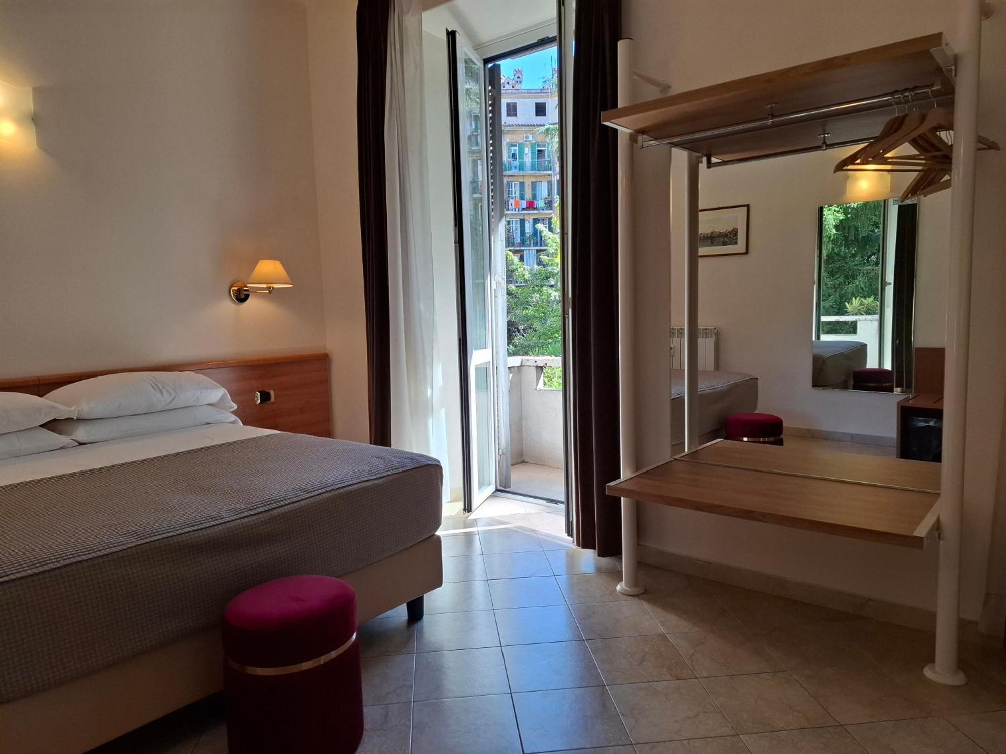 Hotel Principe Eugenio Rome Buitenkant foto