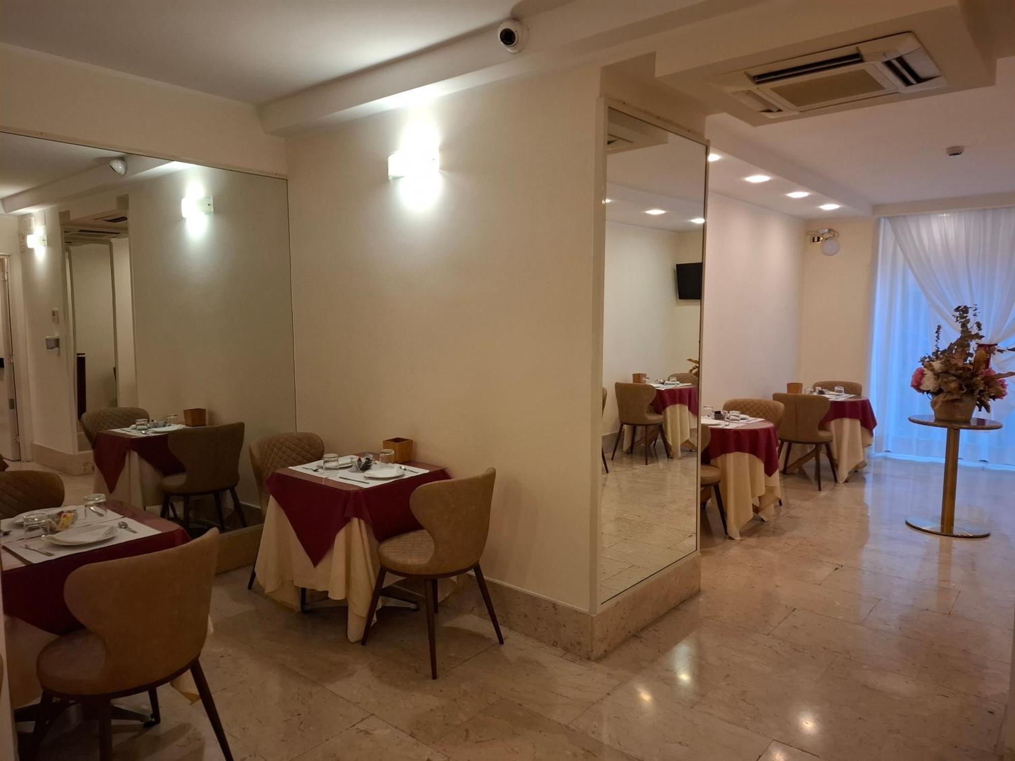 Hotel Principe Eugenio Rome Buitenkant foto